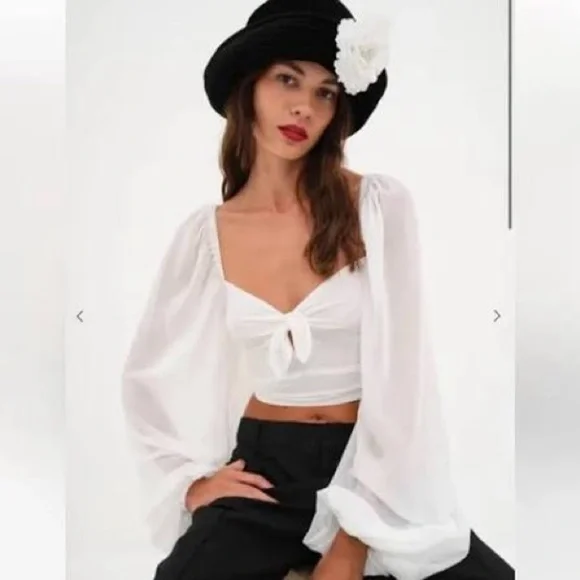 NWT For Love And Lemons White Crop Top - Picture 4 of 4